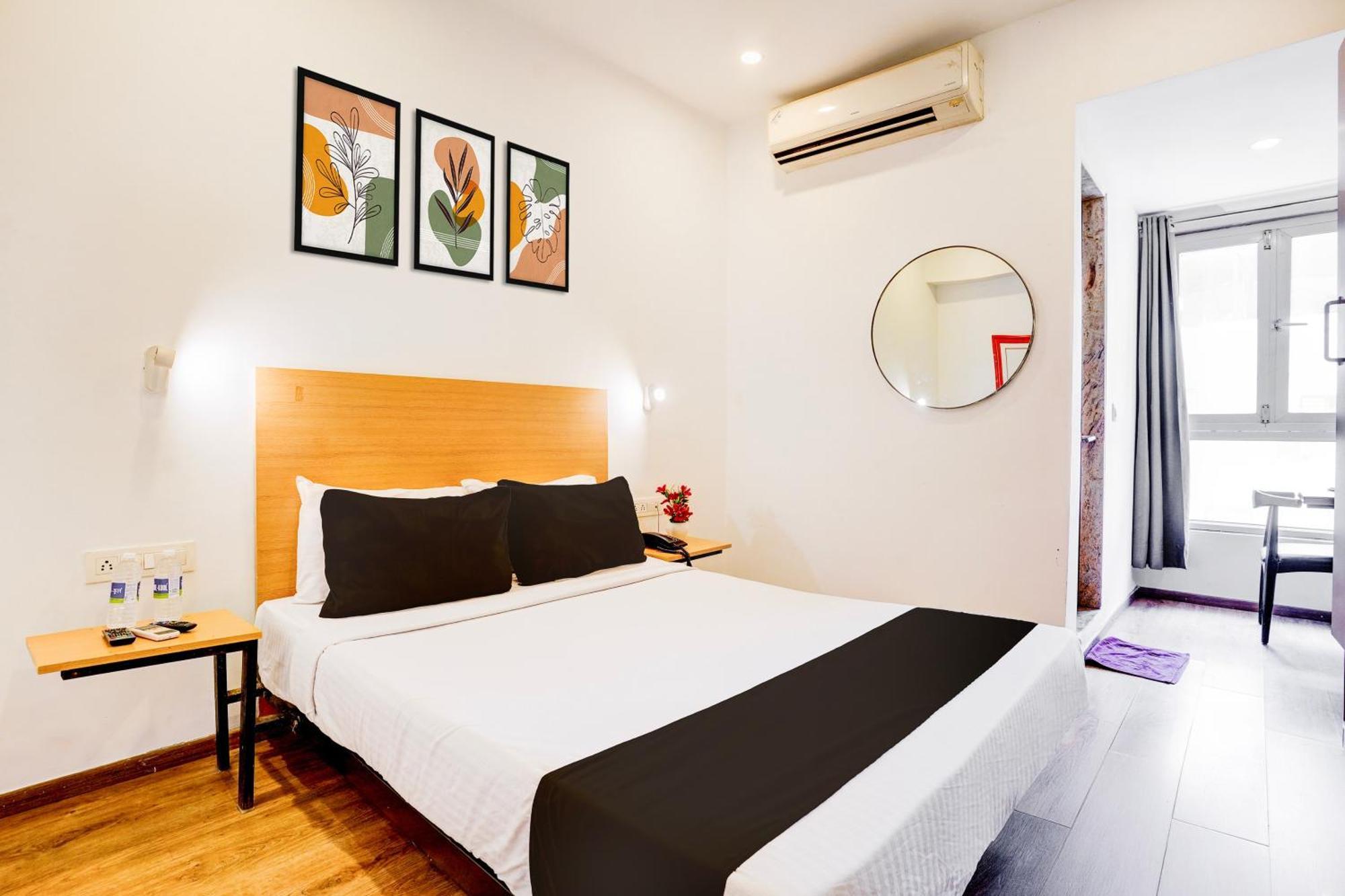 Super Townhouse Khar The Unicontinental Hotel Mumbai Exterior foto