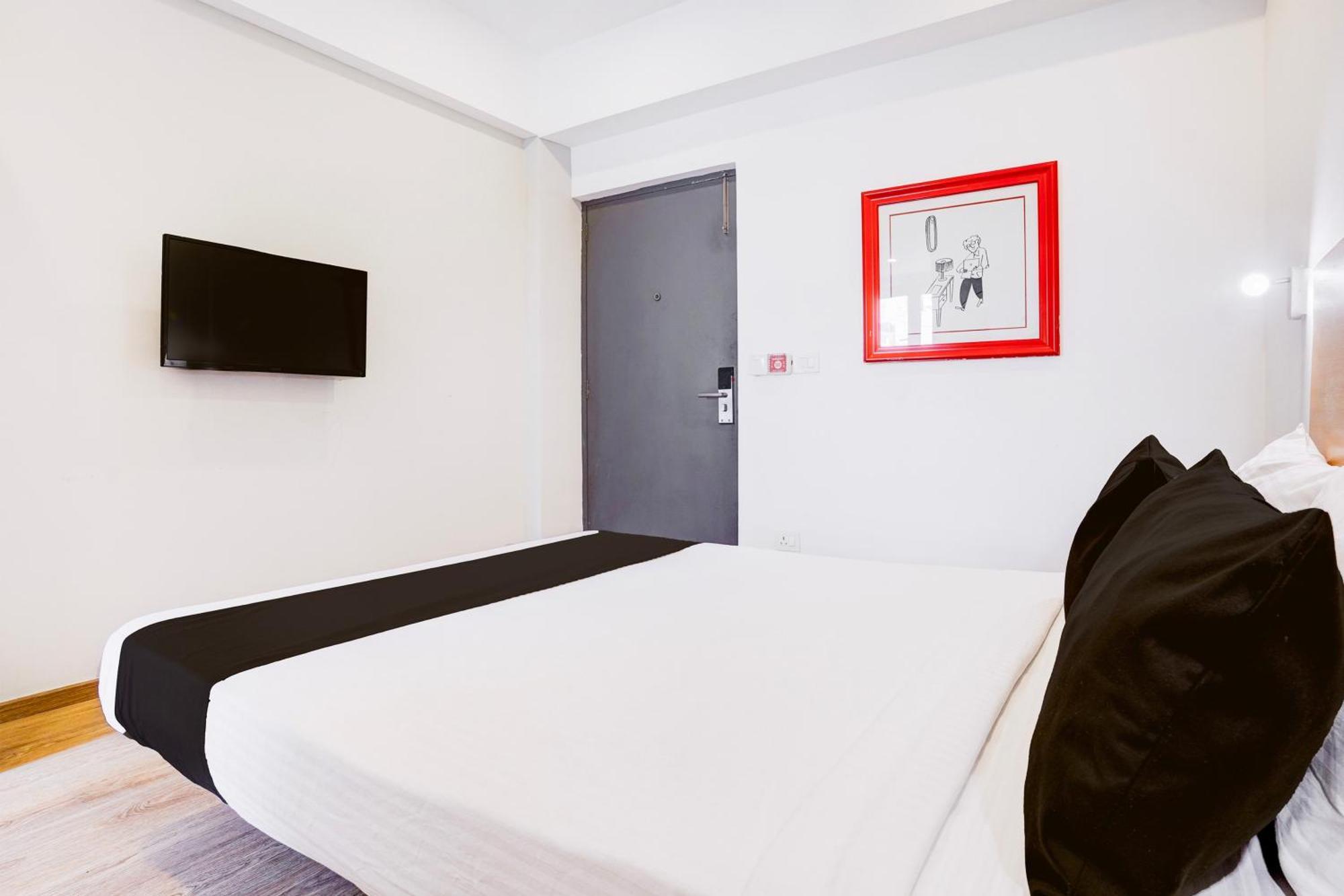 Super Townhouse Khar The Unicontinental Hotel Mumbai Exterior foto